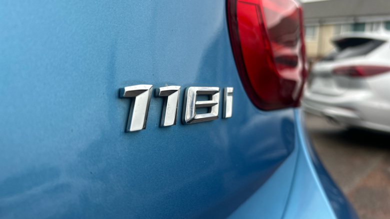 BMW 1 Series 118i [1.5] Sport 5dr [Nav/Servotronic] Petrol Hatchback